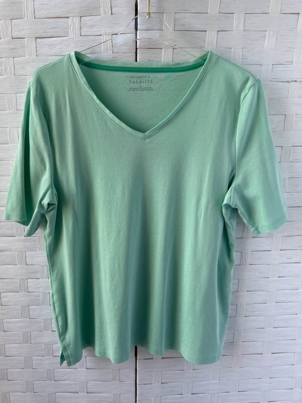 Talbots XL Green Pima Cotton VNeck Short Sleeve Tee Casual Classic Closet Staple
